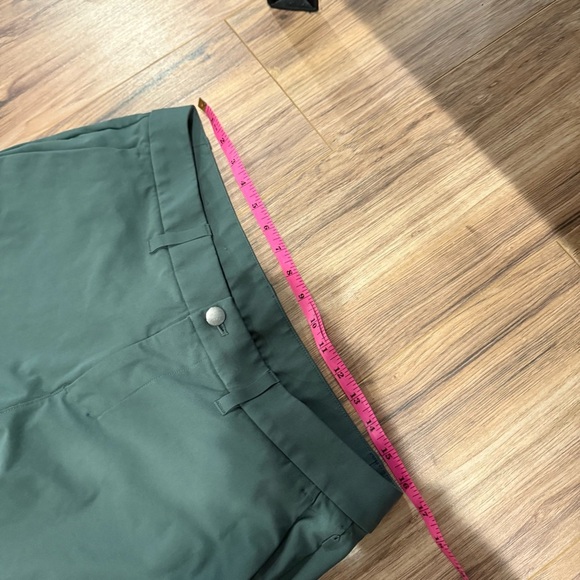 Lululemon ABC Slim-Fit Trouser Warpstreme
Dark Forest - Picture 5 of 10